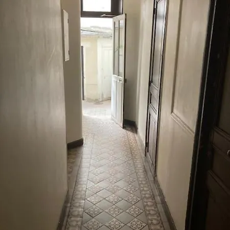 Apartment Studio 9m2 Tour Eiffel Invalide Champ De Mars 75015 Paris