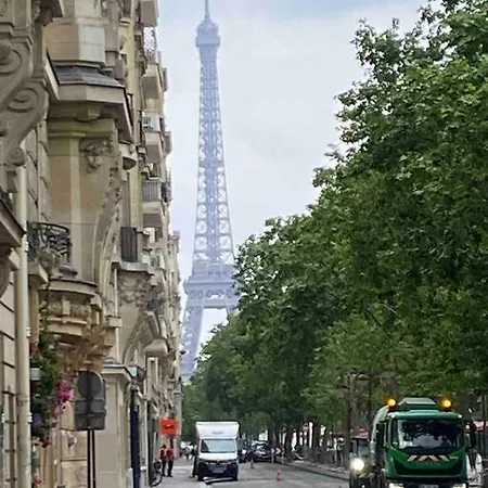 Studio 9m2 Tour Eiffel Invalide Champ De Mars 75015 Apartment *